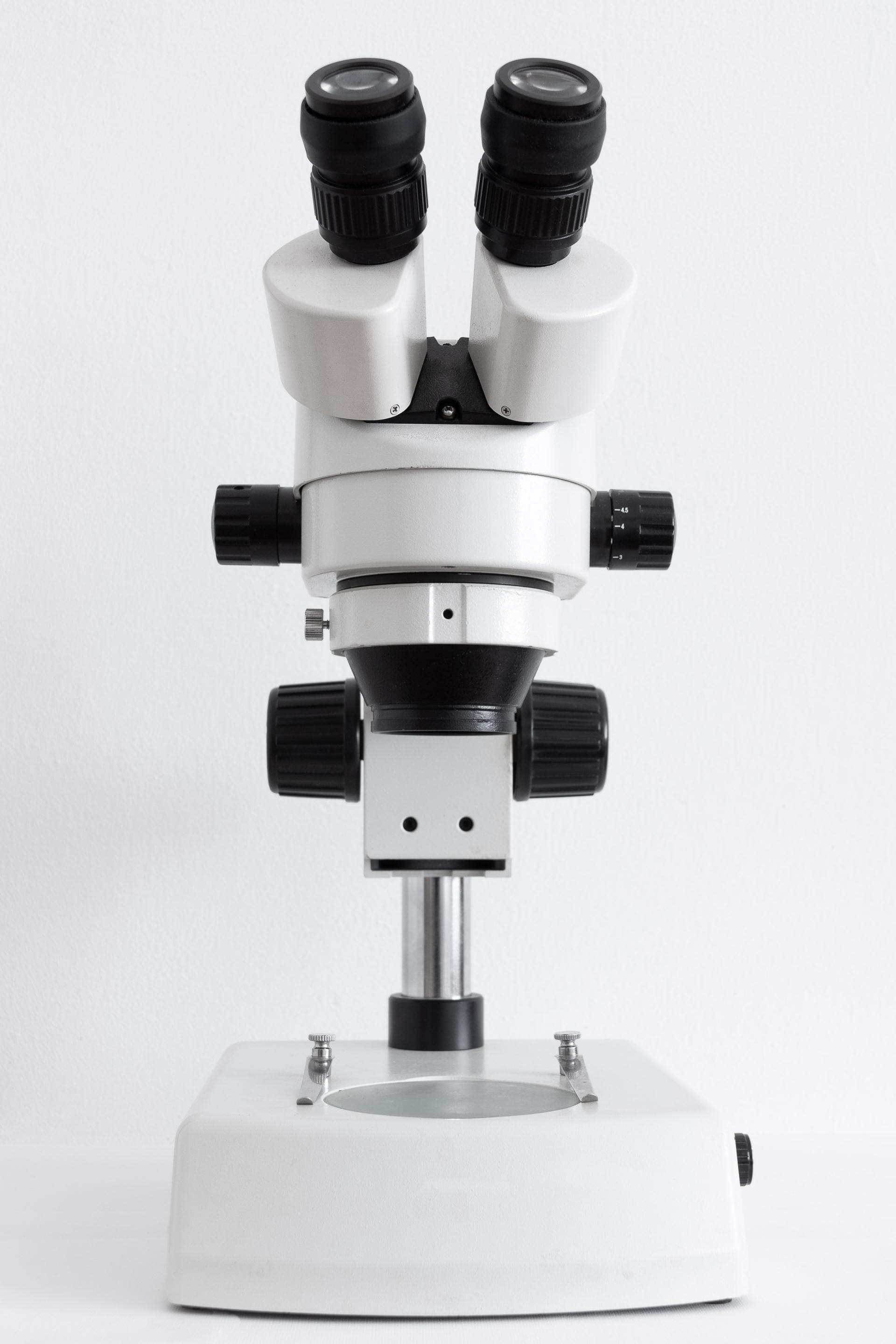 Laboratory microscope
